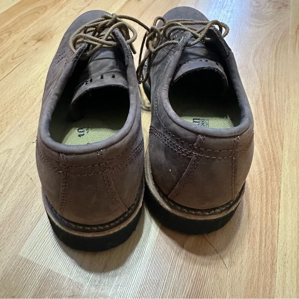 L.L. Bean Men’s Leather Oxford Shoes Size 8 Medium Brown Vibram Sole